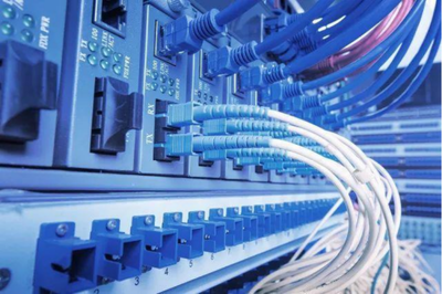 電網(wǎng)數(shù)字化轉(zhuǎn)型背景下的專業(yè)選擇 計算機與網(wǎng)絡(luò)技術(shù)人才如何進(jìn)入供電系統(tǒng)